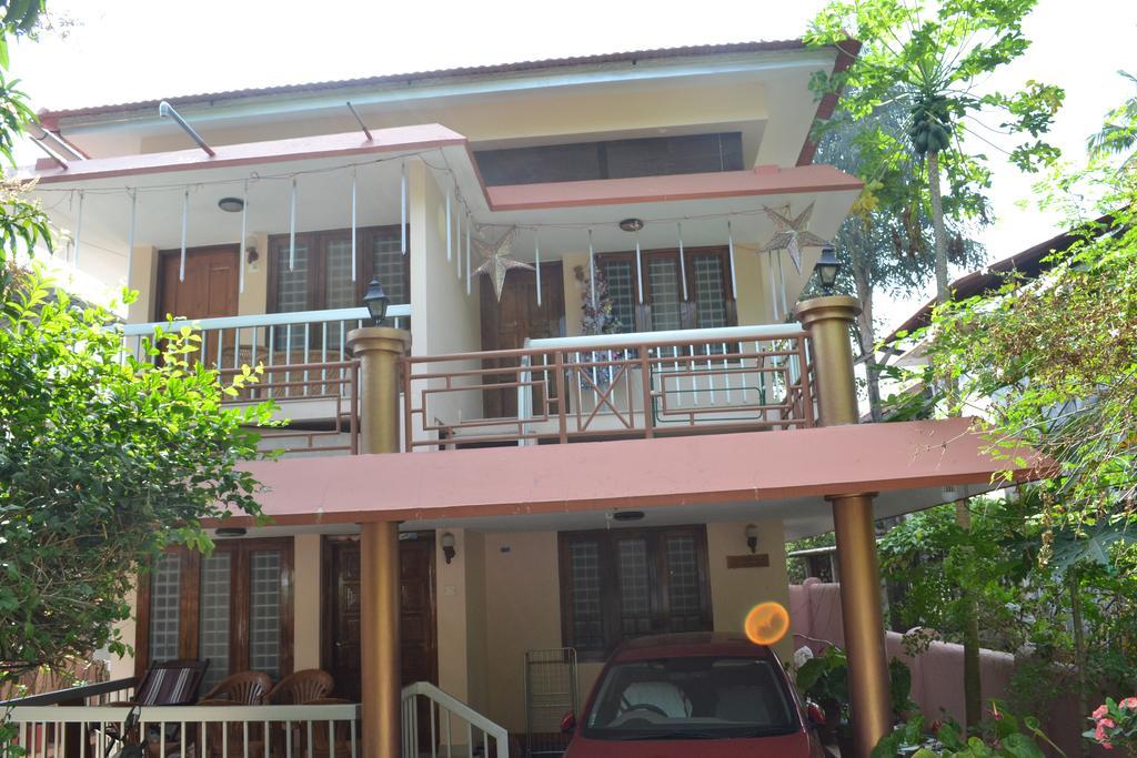 Thoms Beach Homestay Alappuzha Экстерьер фото