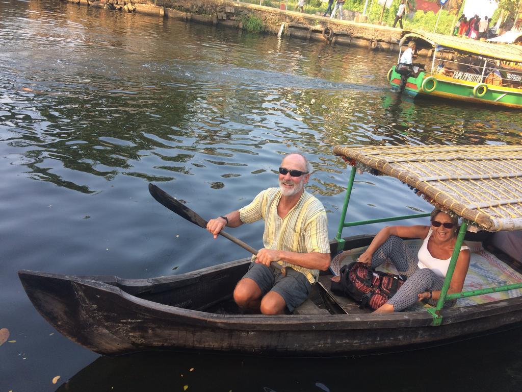 Thoms Beach Homestay Alappuzha Экстерьер фото